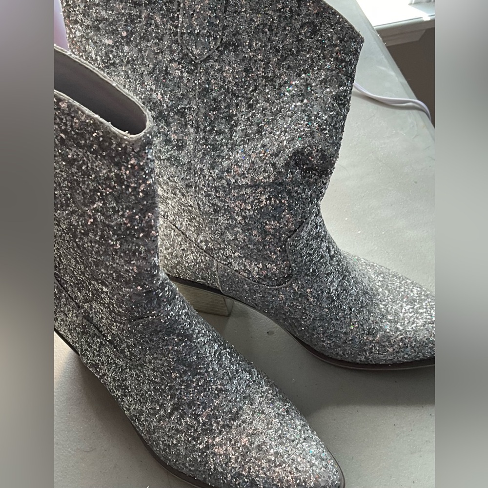 SilverSparkle mid calf boots
